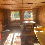 Arvenstube - Wergenstein Appartement